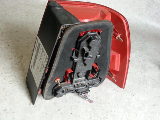 View Auto part Left Taillight Volkswagen Bora 2001