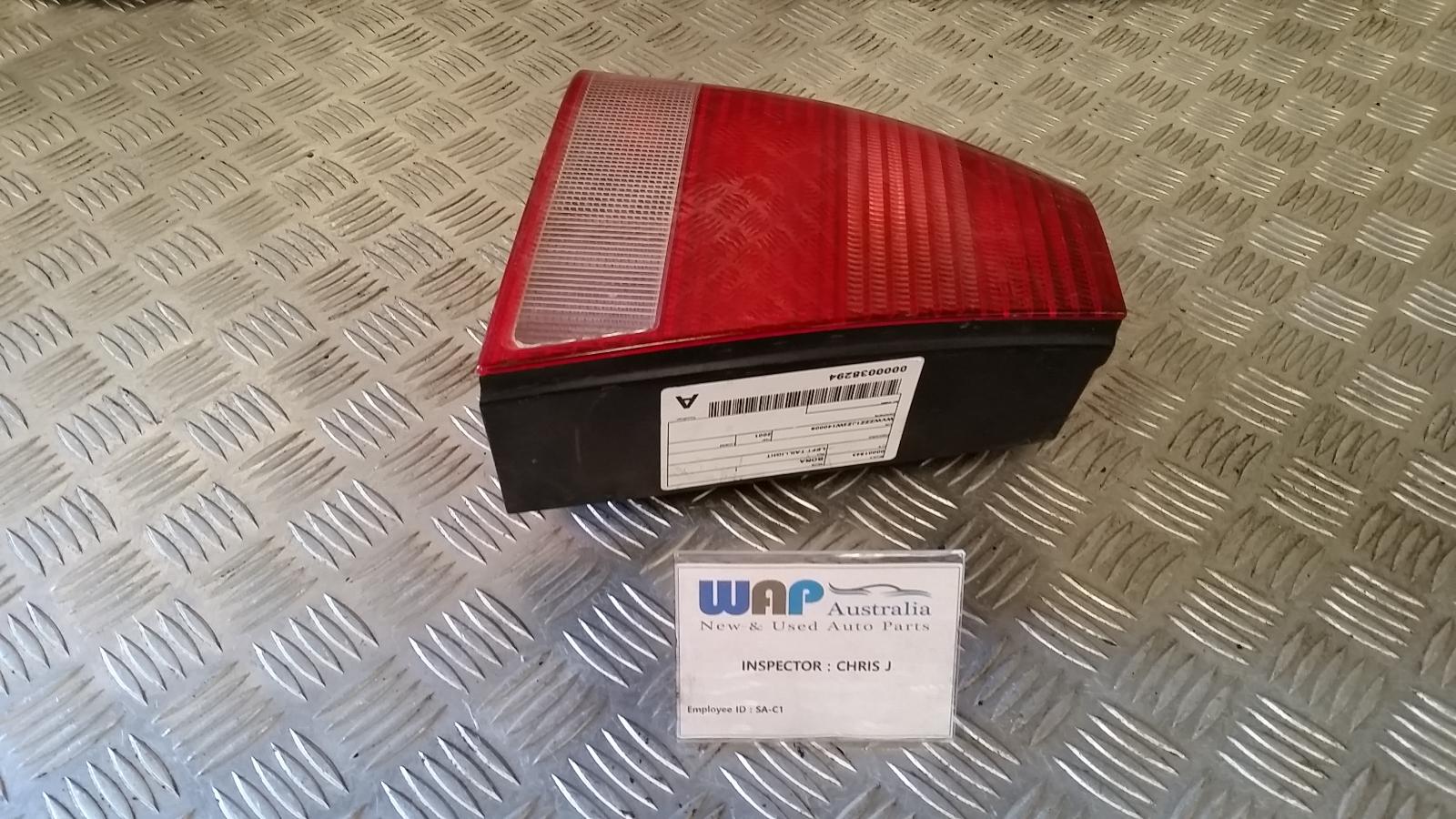 View Auto part Left Taillight Volkswagen Bora 2001