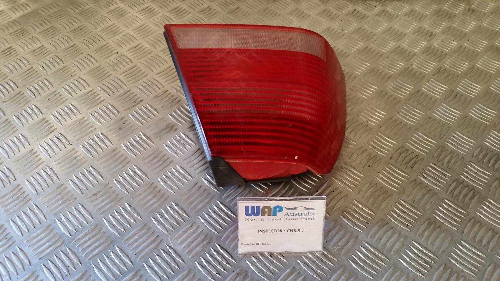 View Auto part Left Taillight Volkswagen Bora 2001
