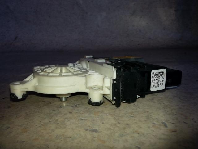 2001 Volkswagen Bora Right Rear Wnd Reg/Motor View Auto part Right Rear Wnd Reg/Motor Volkswagen Bora 2001