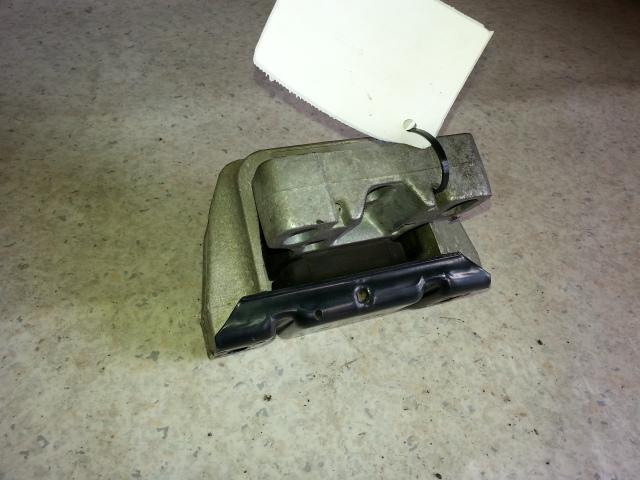 2001 Volkswagen Bora Mount View Auto part Mount Volkswagen Bora 2001