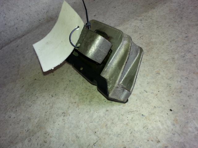 2001 Volkswagen Bora Mount View Auto part Mount Volkswagen Bora 2001