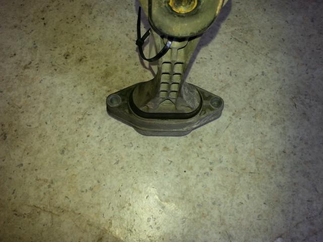 View Auto part Mount Volkswagen Bora 2001
