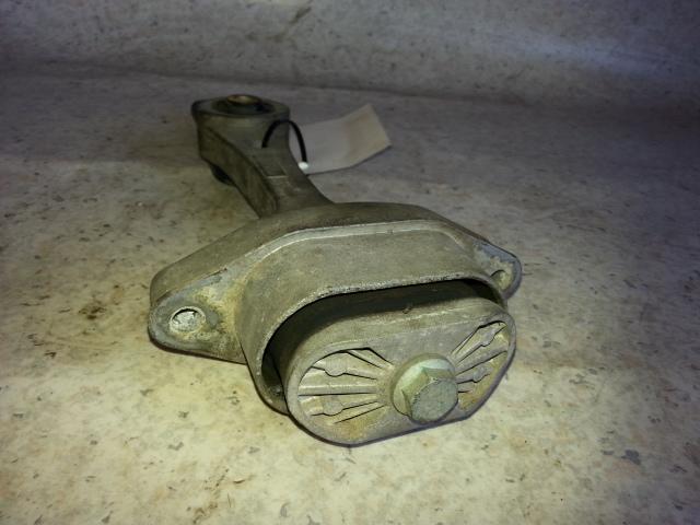 View Auto part Mount Volkswagen Bora 2001
