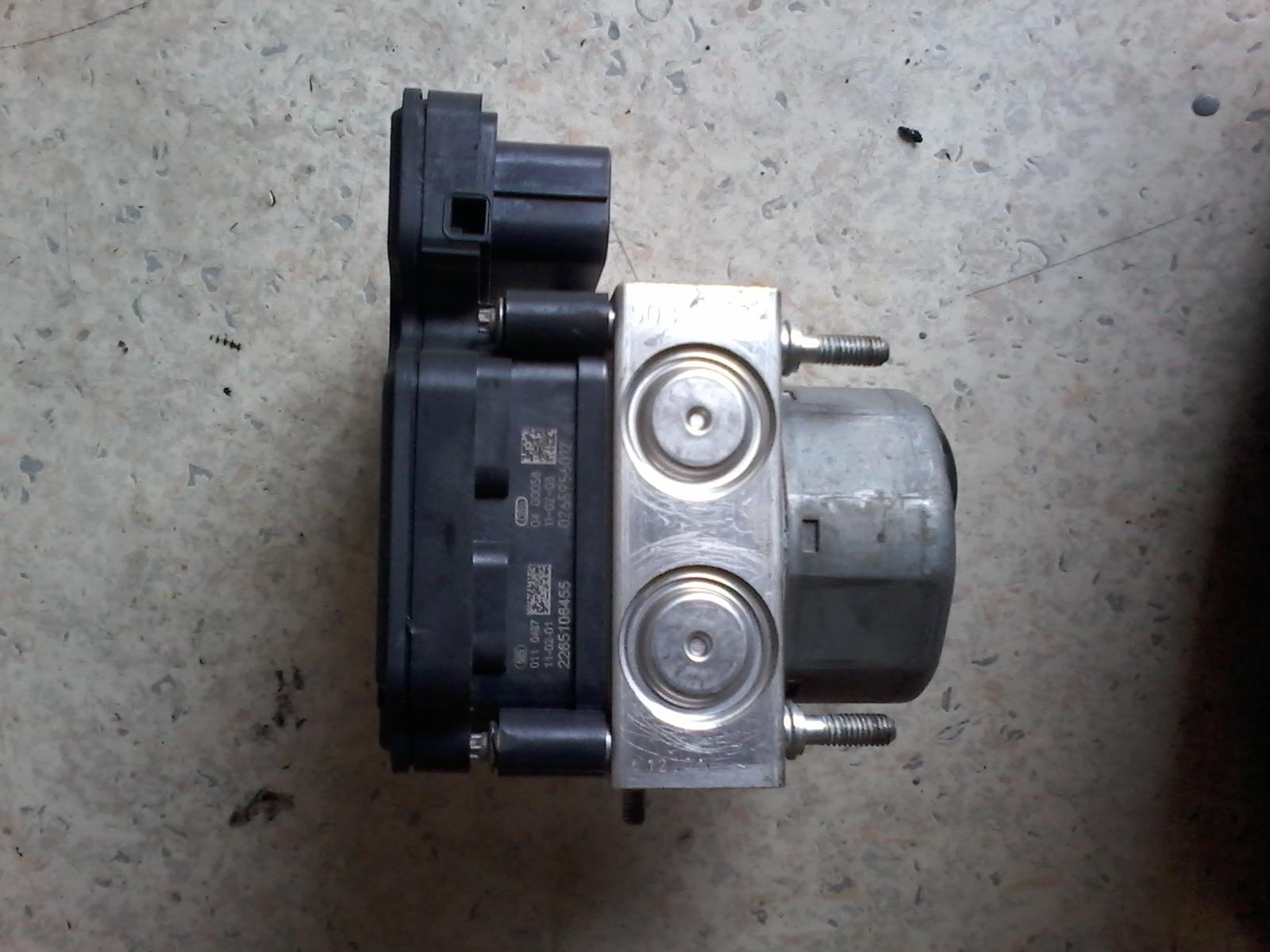 2011 Nissan Micra Abs Pump/Modulator View Auto part Abs Pump/Modulator Nissan Micra 2011