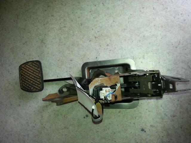 View Auto part Pedal Assembly Nissan Micra 2011