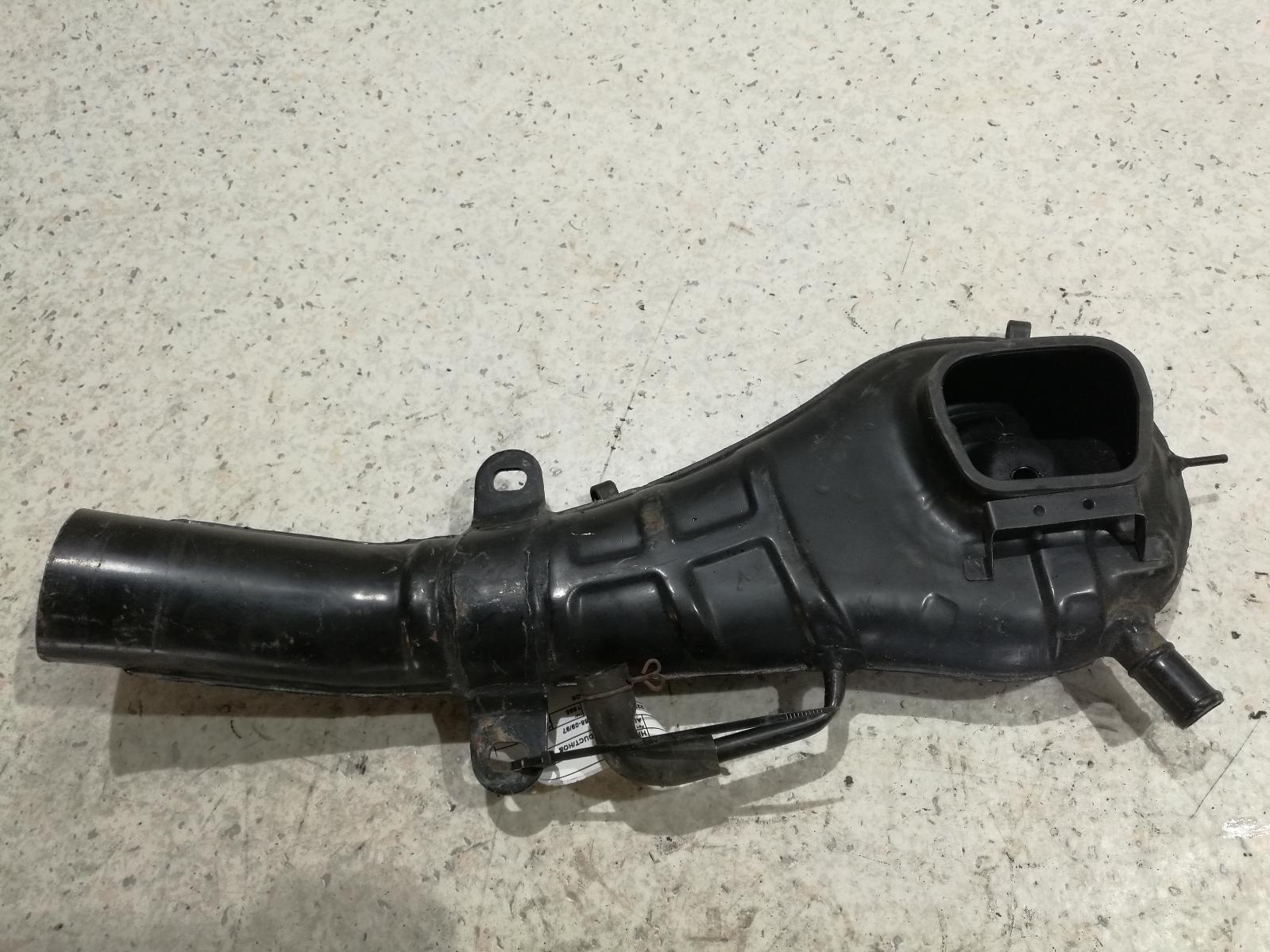 1995 Toyota Hilux Air Cleaner Duct/Hos View Auto part Air Cleaner Duct/Hos Toyota Hilux 1995