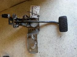 View Auto part Pedal Assembly Toyota Hilux 1995