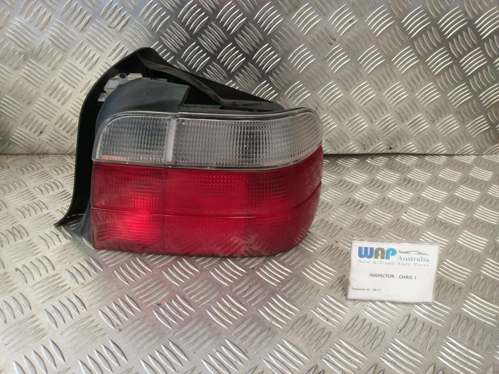 View Auto part Right Taillight Bmw 3 Series 1998