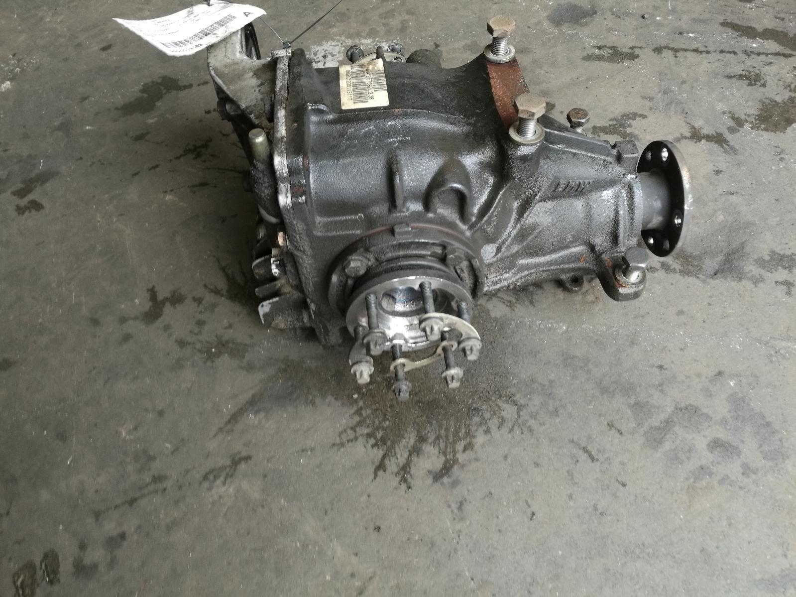 View Auto part Differential Centre Bmw 3 Series 1998