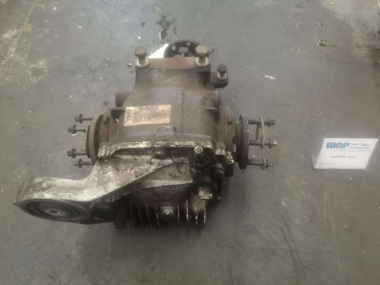 View Auto part Differential Centre Bmw 3 Series 1998