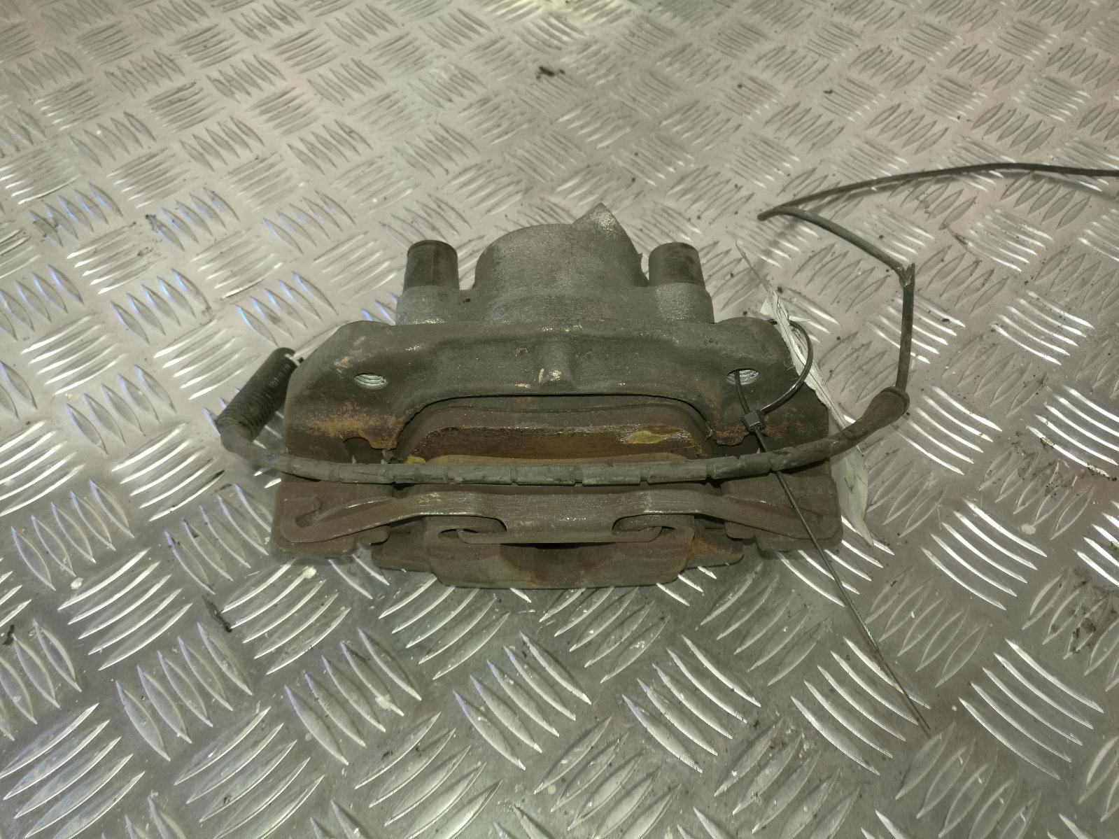 View Auto part Caliper Bmw 3 Series 1998