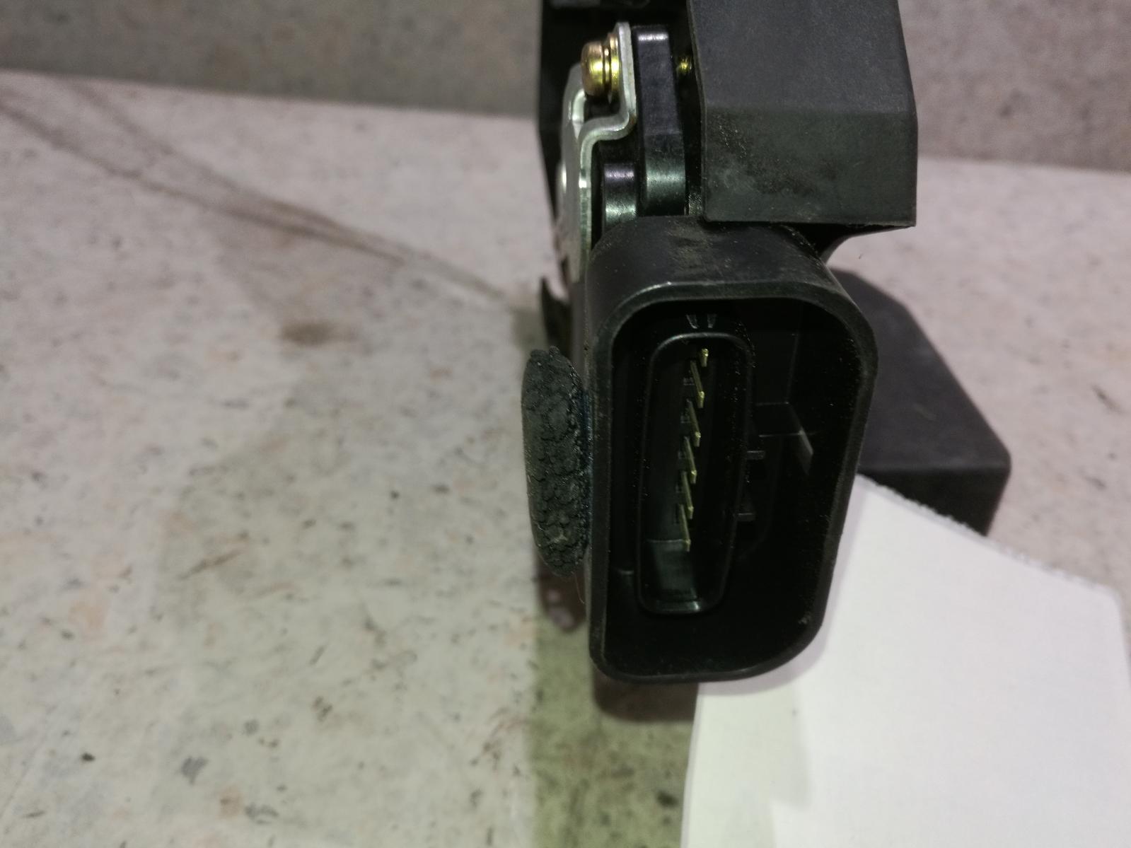 2003 Toyota Mr2 Door/Boot/Gate Lock View Auto part Door/Boot/Gate Lock Toyota Mr2 2003