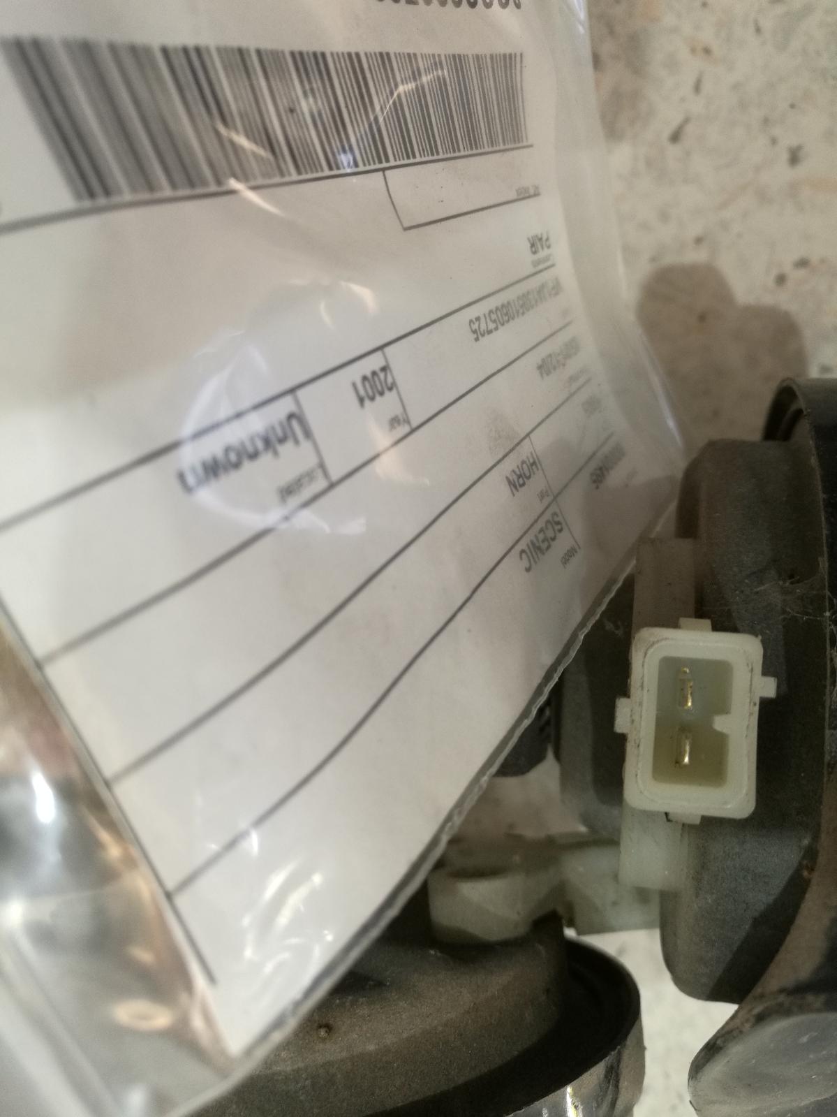 View Auto part Horn Renault Scenic 2001