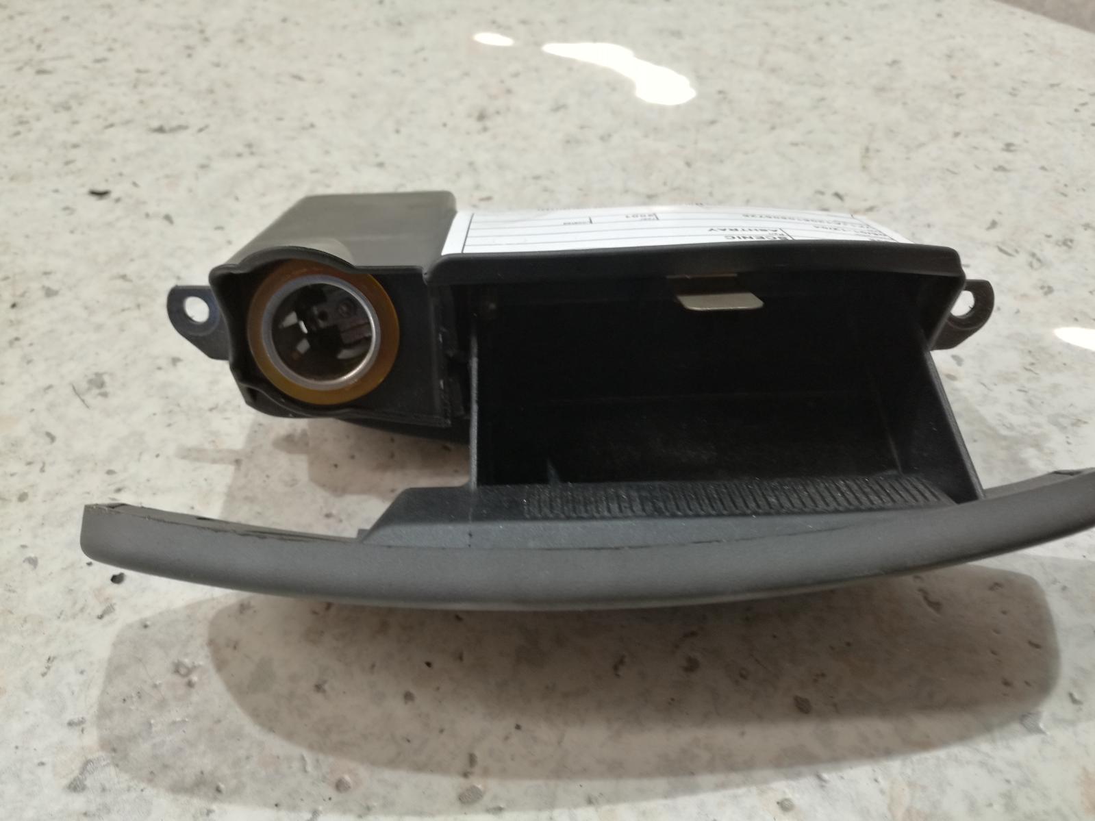 View Auto part Ashtray Renault Scenic 2001