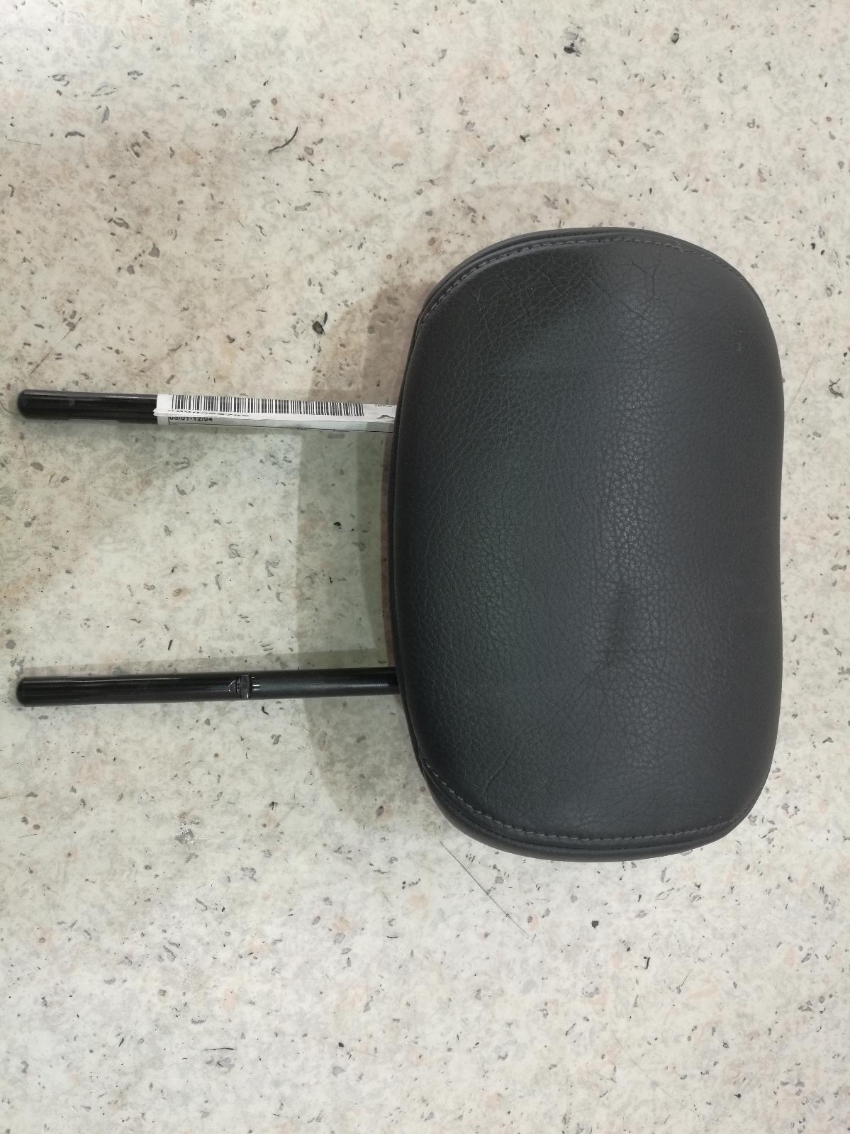 View Auto part Headrest Renault Scenic 2001