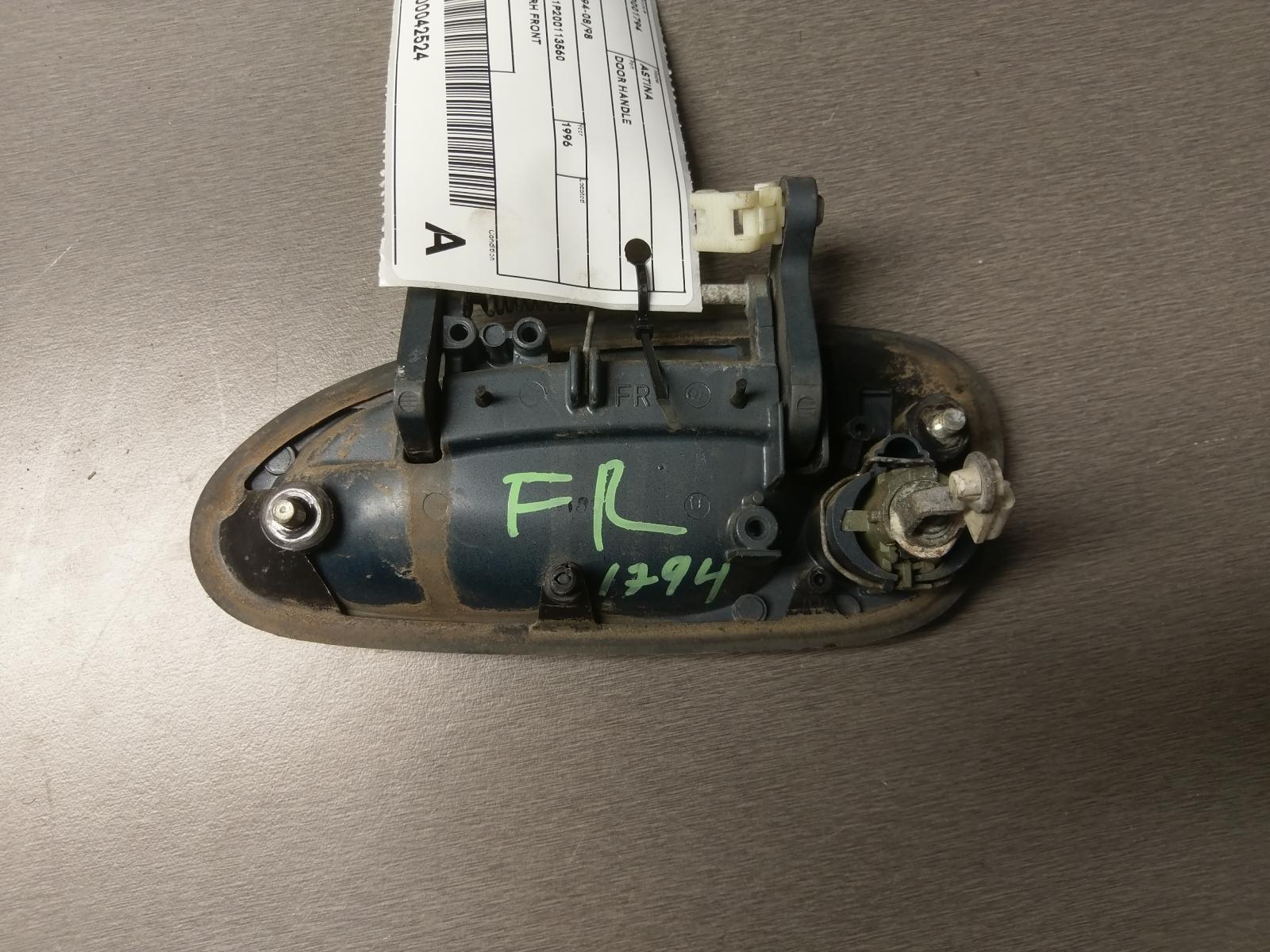 1996 Mazda Astina Door Handle View Auto part Door Handle Mazda Astina 1996