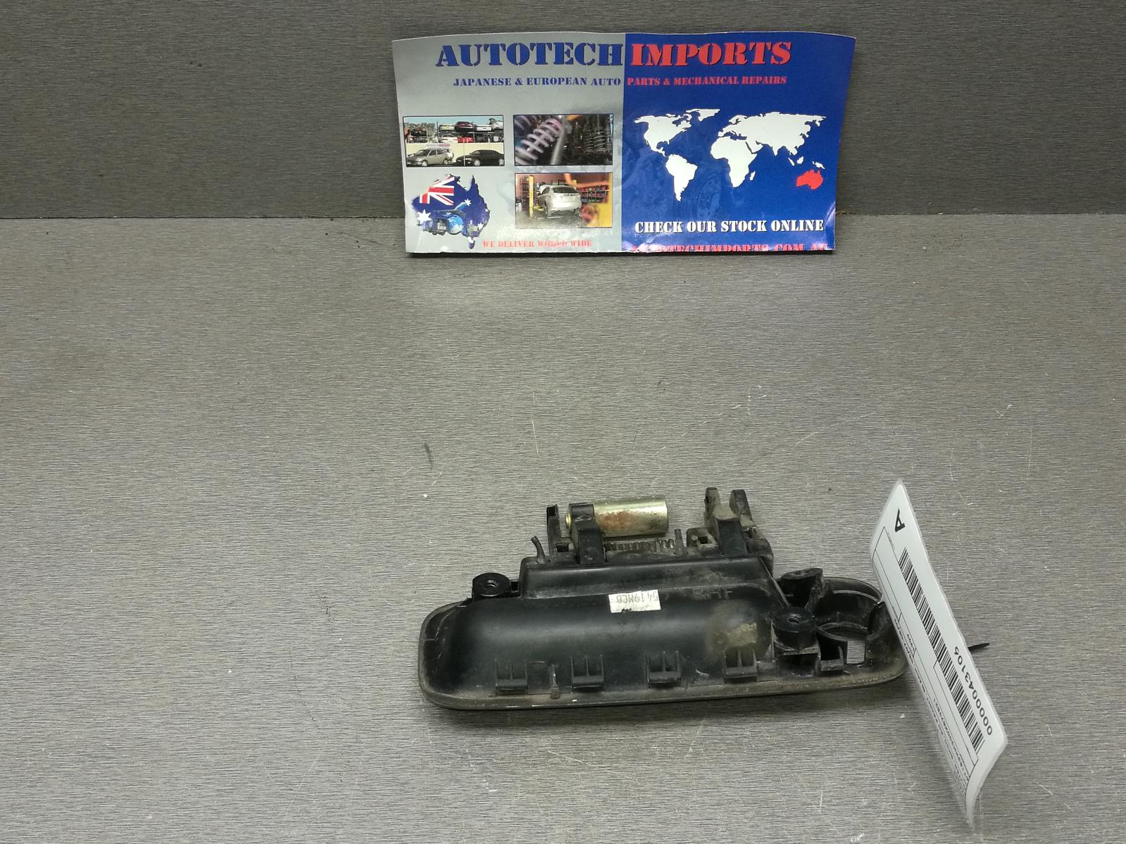 View Auto part Door Handle Toyota Camry 1999