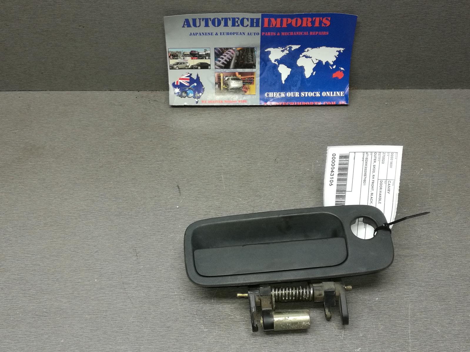 View Auto part Door Handle Toyota Camry 1999