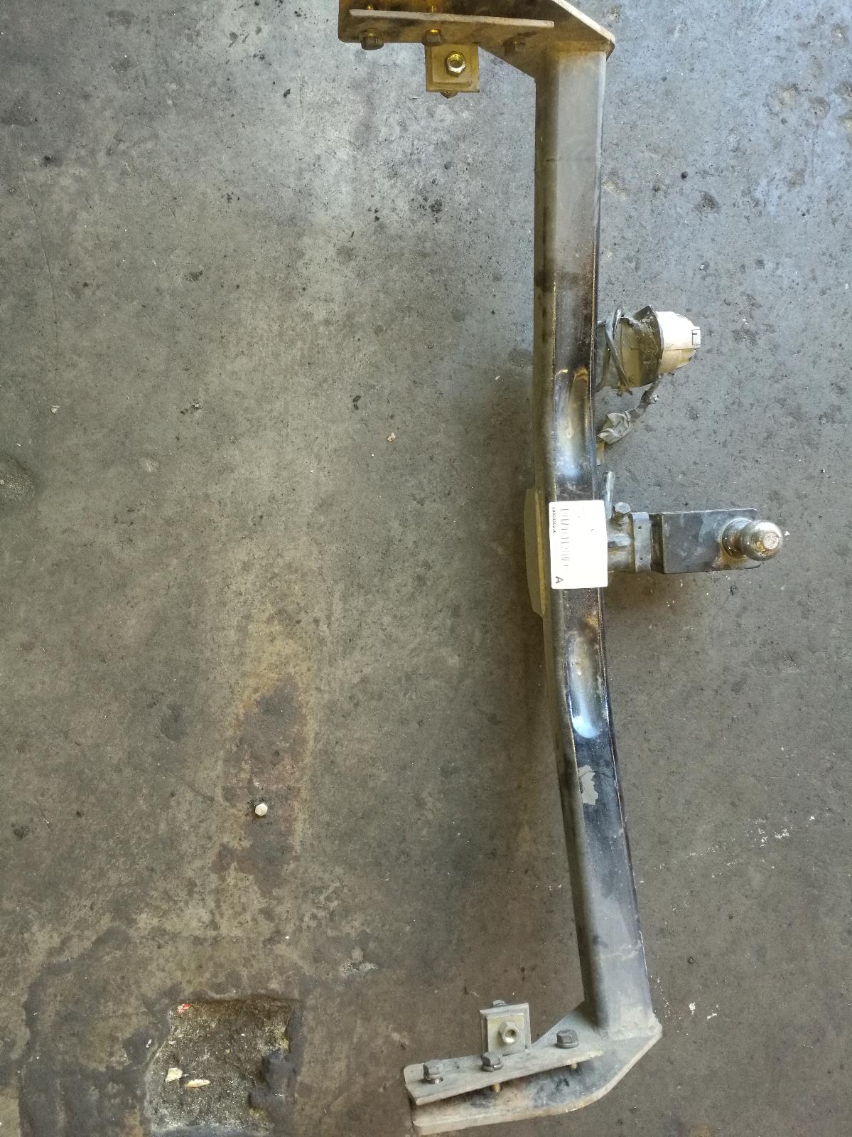 2001 Mitsubishi Triton Towbar View Auto part Towbar Mitsubishi Triton 2001