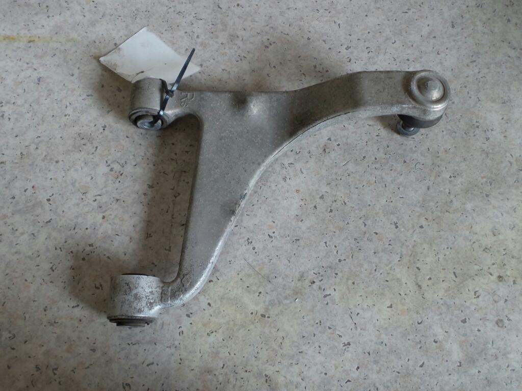 2002 Nissan Skyline Right Rear Trailing Arm View Auto part Right Rear Trailing Arm Nissan Skyline 2002