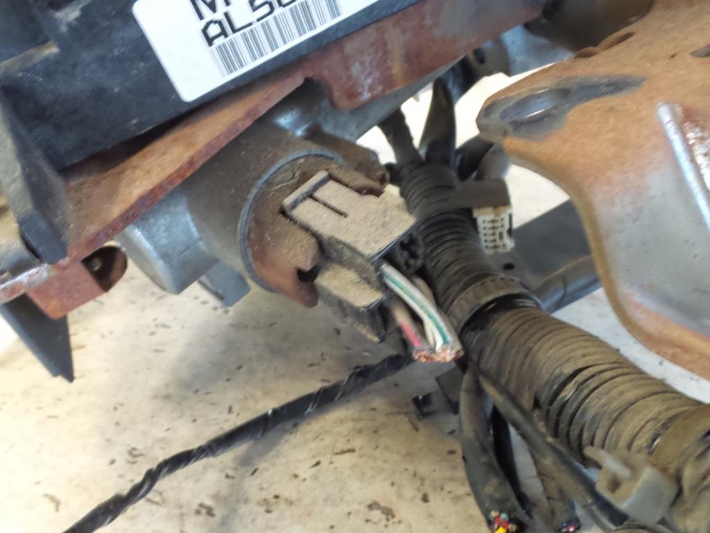 2002 Nissan Skyline Ignition W/ Key View Auto part Ignition W/ Key Nissan Skyline 2002