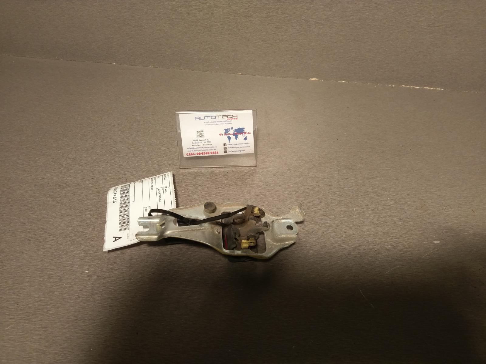 View Auto part Door Handle Toyota Rav4 1999