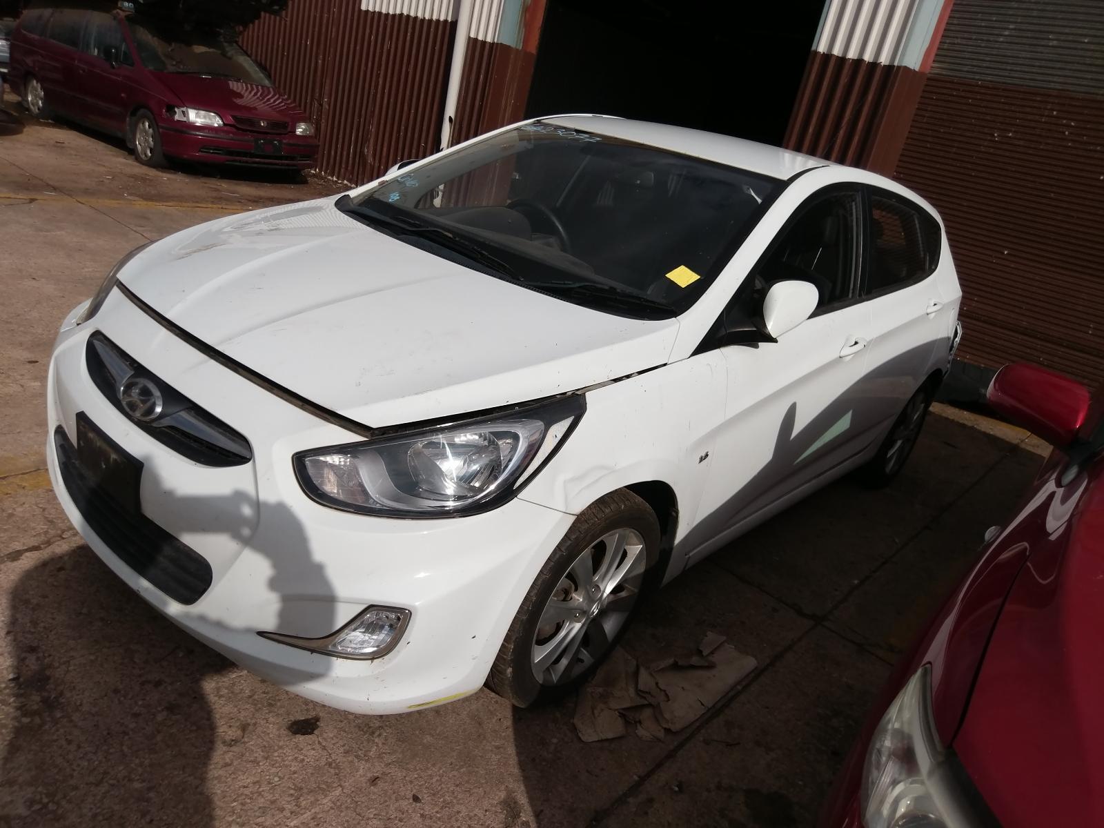 View Auto part Right Rear Wnd Reg/Motor Hyundai Accent 2011