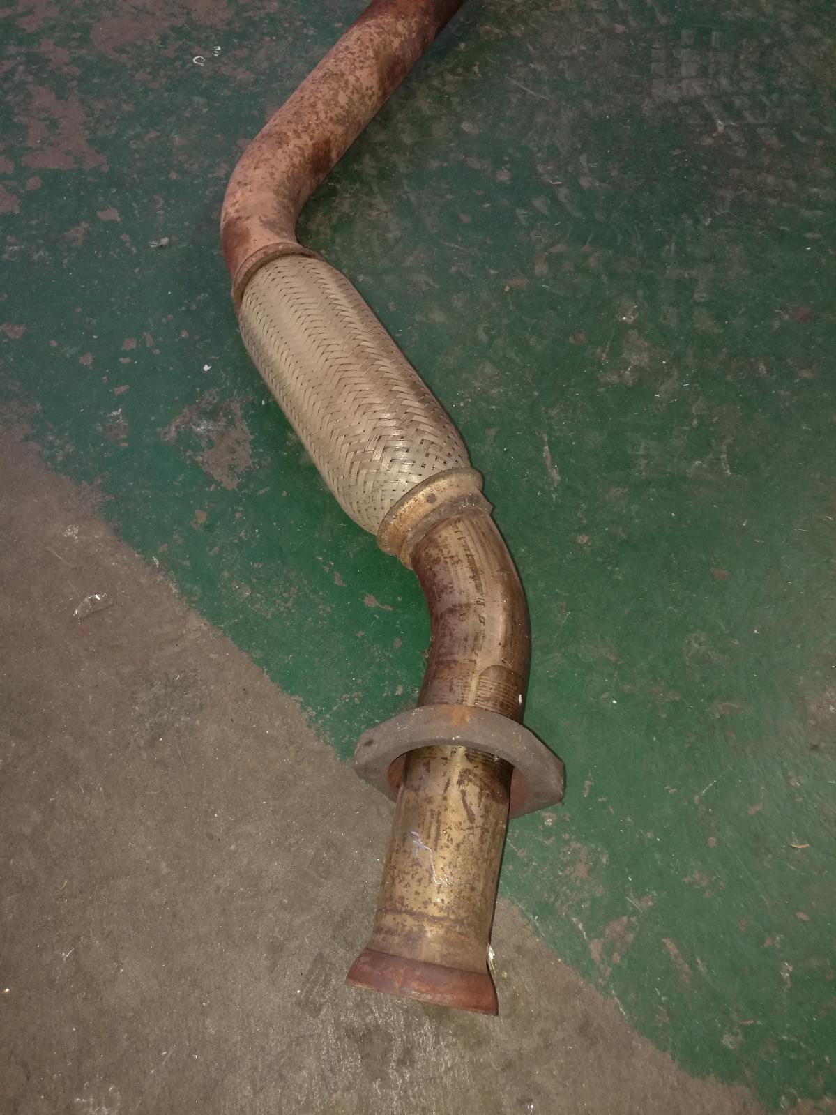 2000 Daewoo Musso Engine Pipe View Auto part Engine Pipe Daewoo Musso 2000