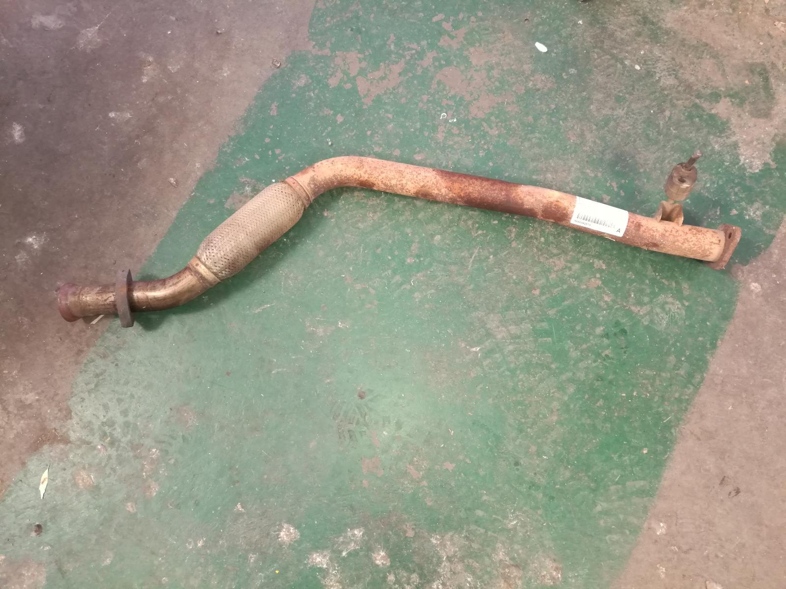 2000 Daewoo Musso Engine Pipe View Auto part Engine Pipe Daewoo Musso 2000