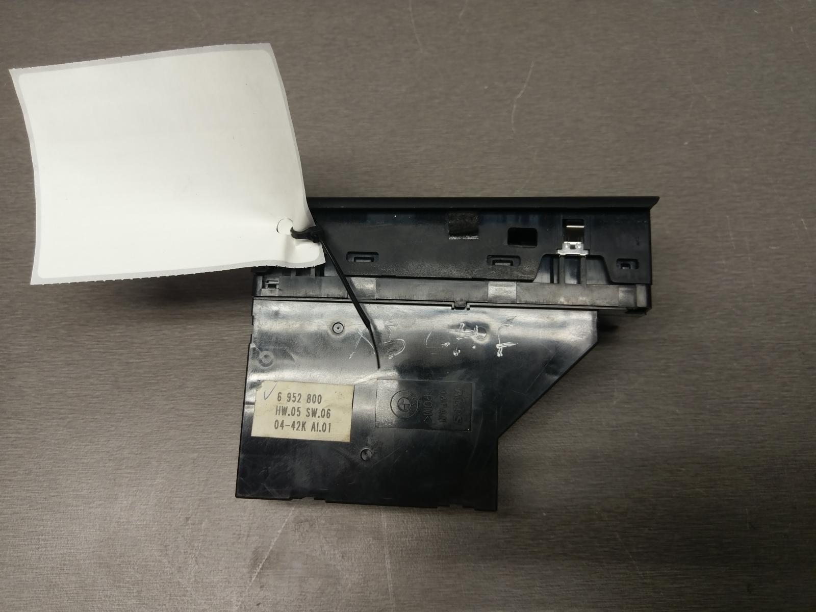 View Auto part Pwr Dr Wind Switch Bmw X5 2005