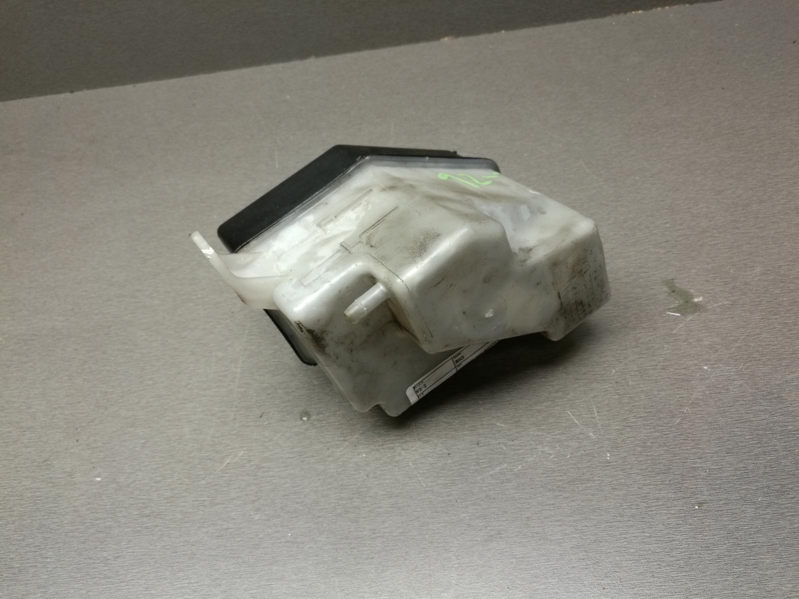 View Auto part Overflow Bottle Kia Rio 2010