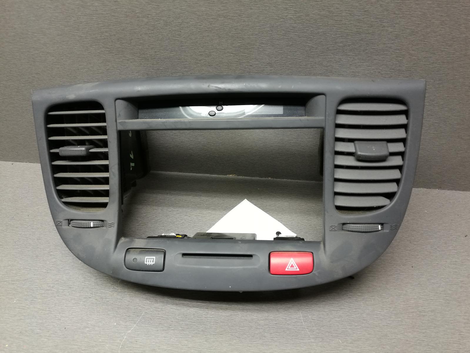 View Auto part Flasher/Hazard Relay Kia Rio 2010