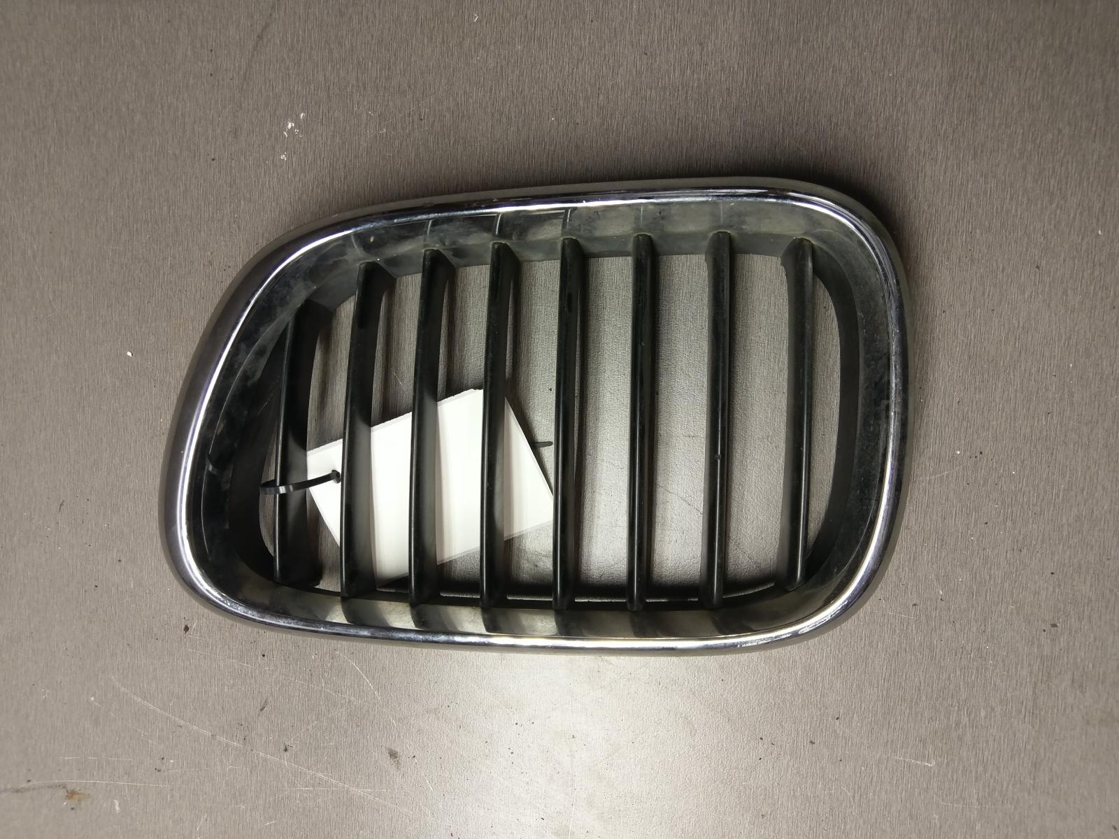 2005 Bmw X5 Grille View Auto part Grille Bmw X5 2005