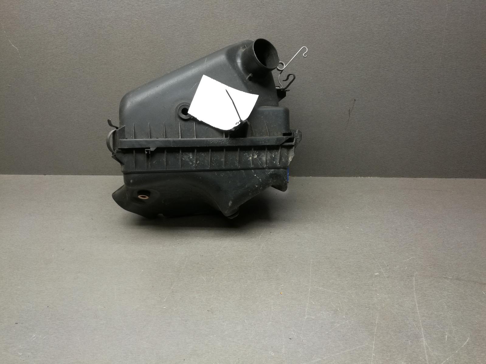 View Auto part Air Cleaner/Box Toyota Camry 2000