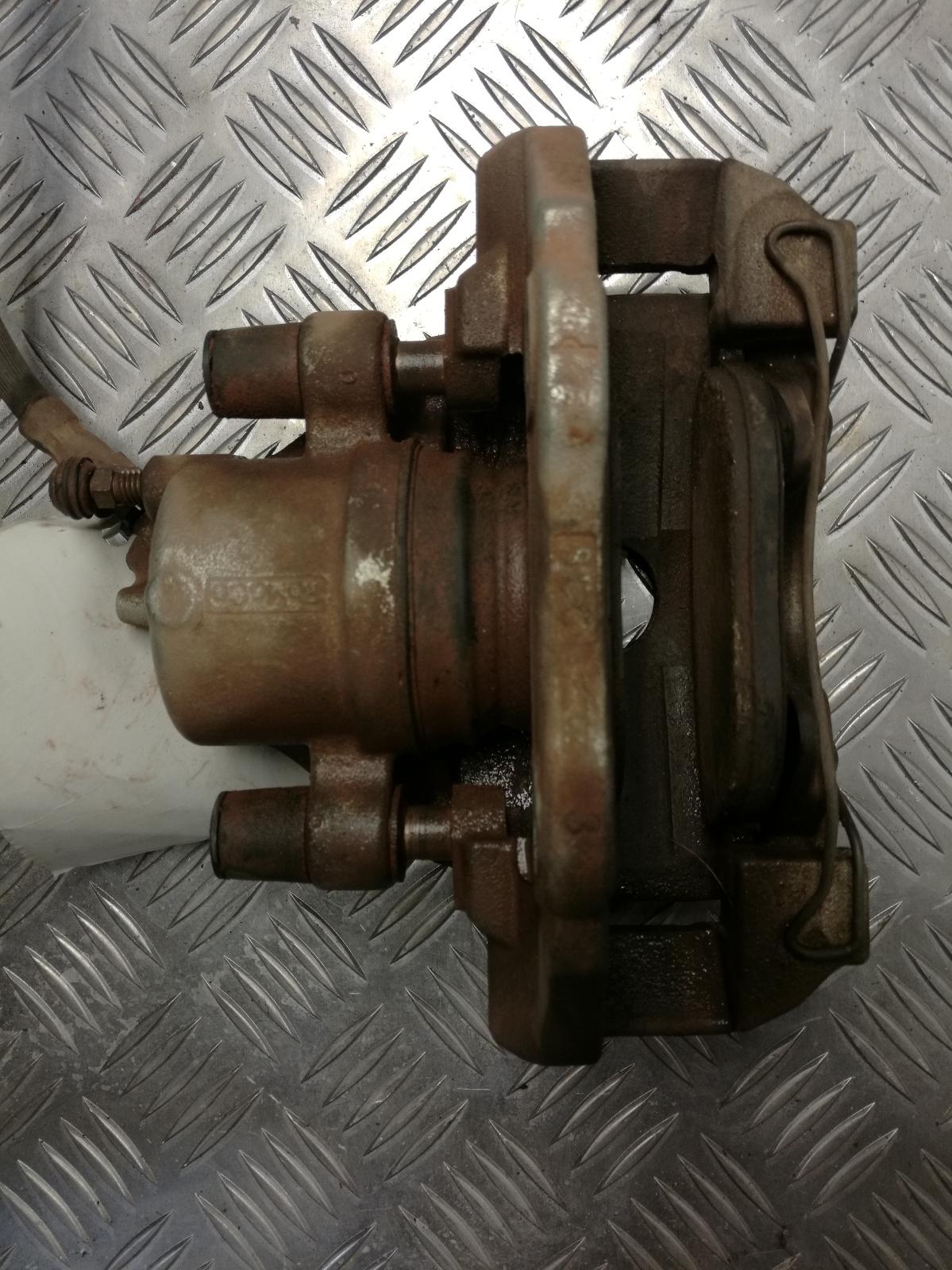 View Auto part Caliper Ford Focus 2009