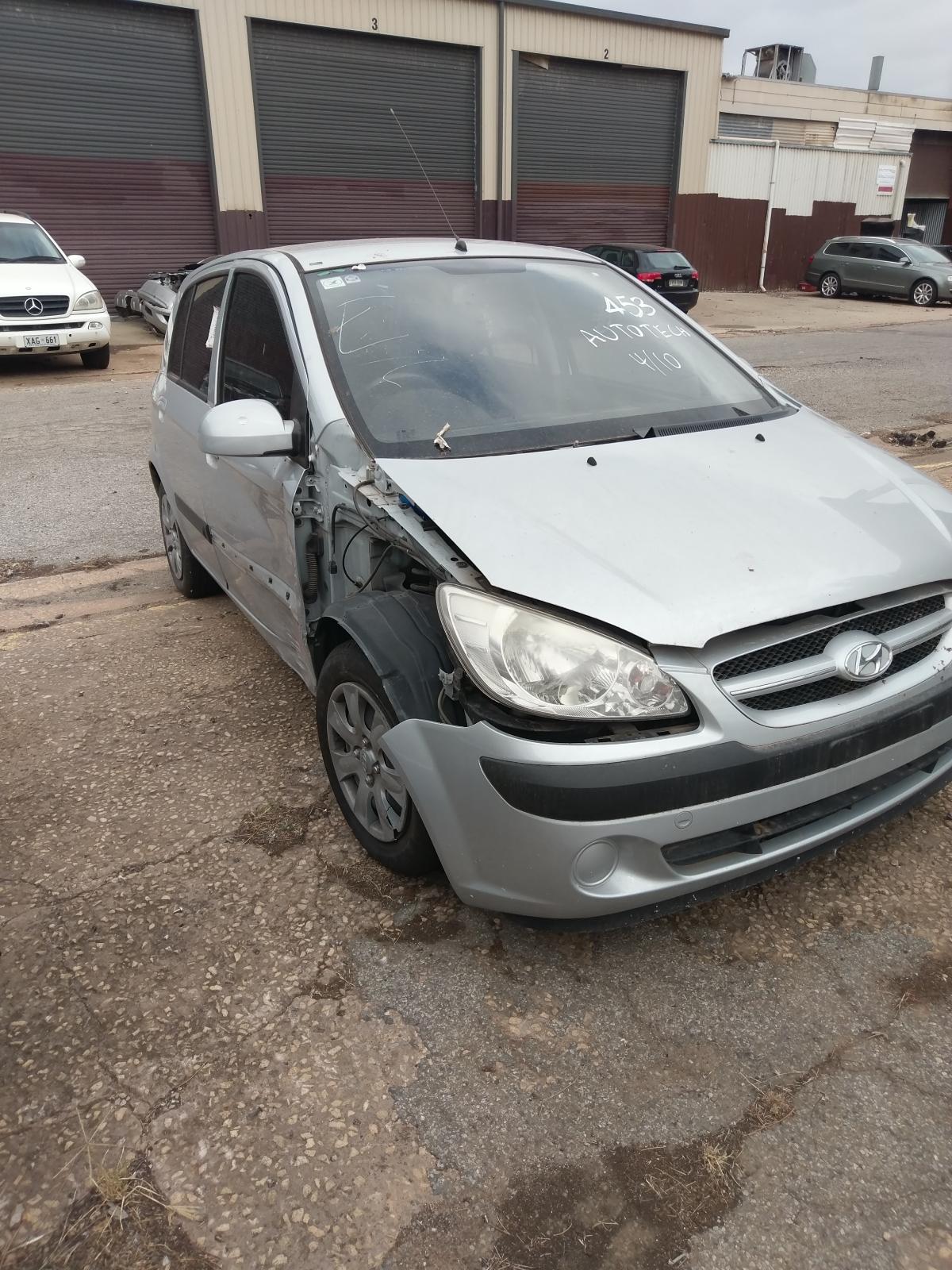 2008 Hyundai Getz Door Handle View Auto part Door Handle Hyundai Getz 2008