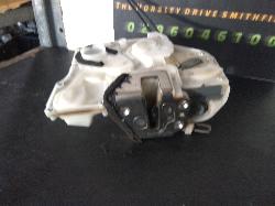 View Auto part Door/Boot/Gate Lock Suzuki Swift 2015