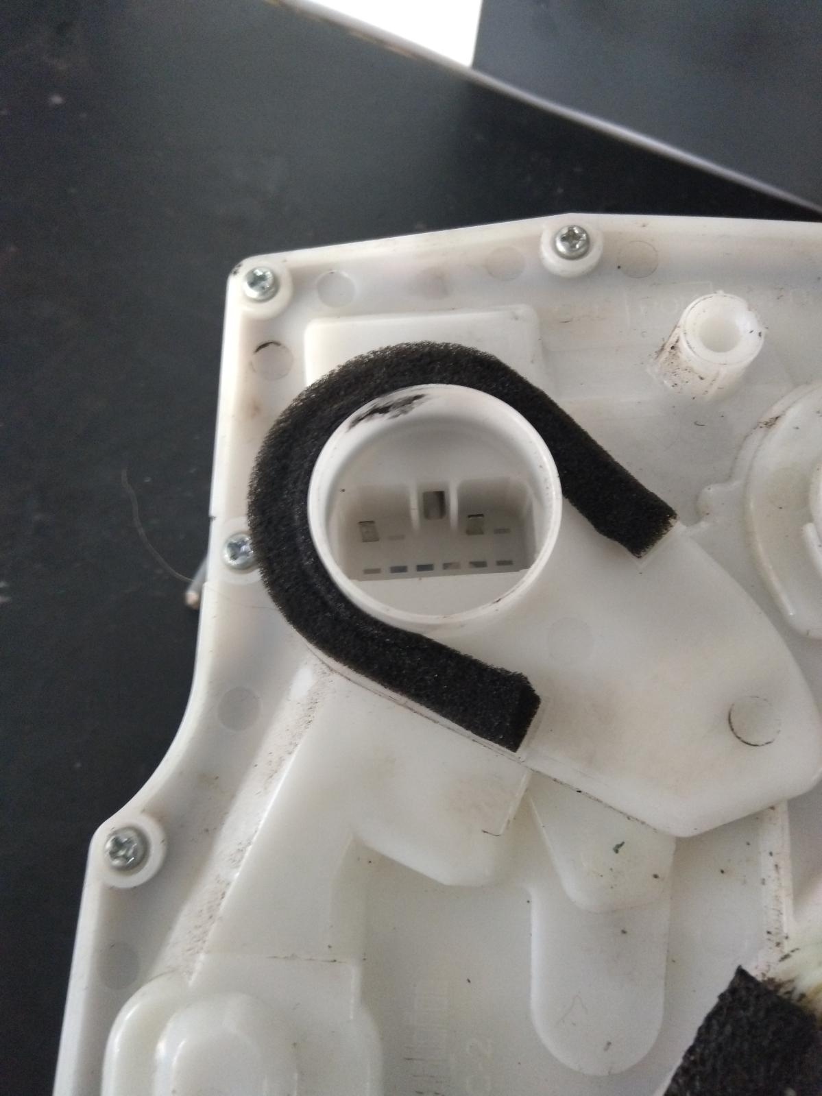 View Auto part Door/Boot/Gate Lock Suzuki Swift 2015