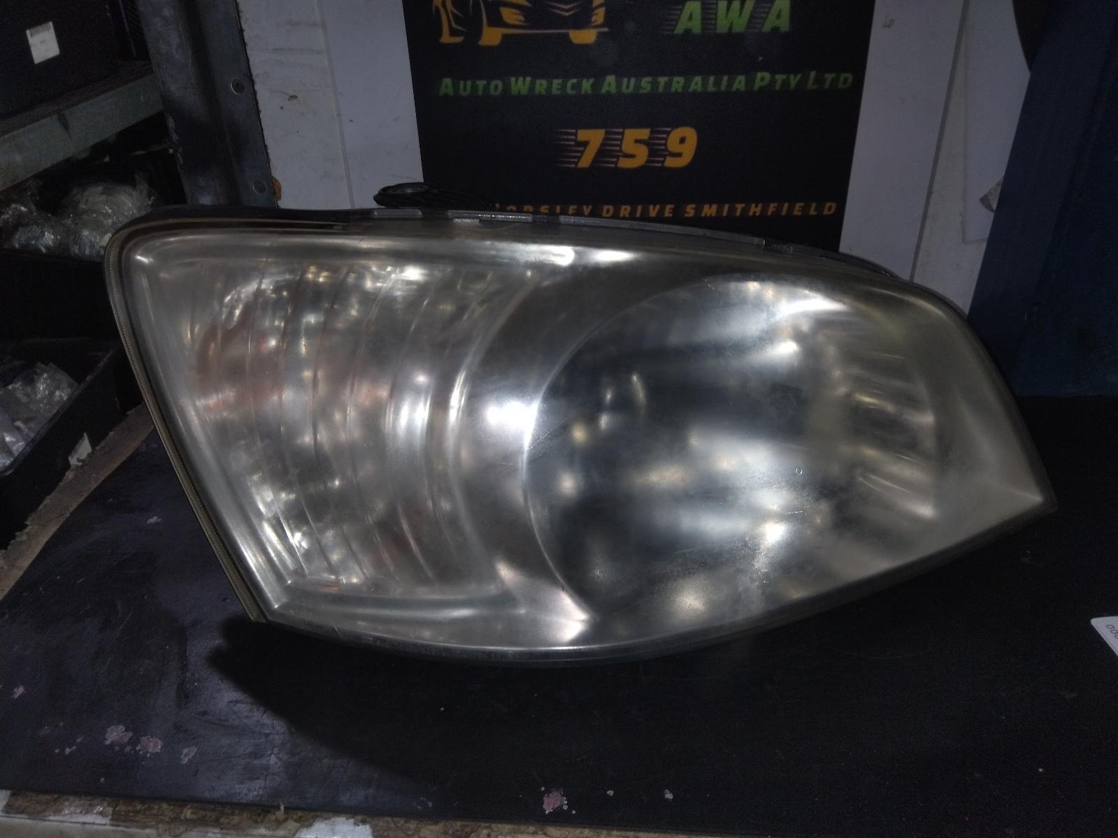 View Auto part Right Headlamp Hyundai Getz 2004