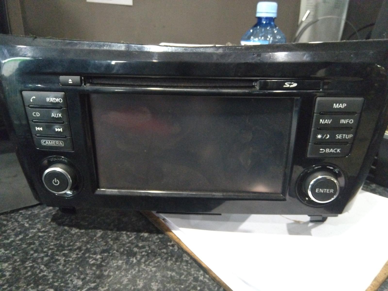 2015 Nissan Xtrail Radio/Cd/Dvd/Sat/Tv View Auto part Radio/Cd/Dvd/Sat/Tv Nissan Xtrail 2015