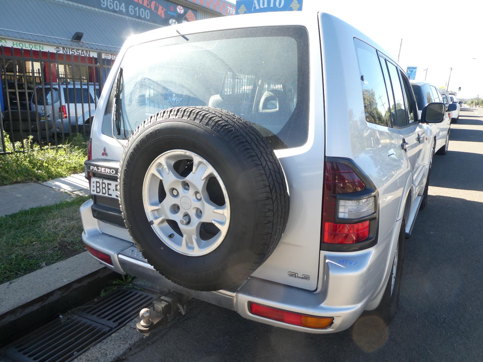 Pwr Dr Wind Switch Pajero Mitsubishi 2002