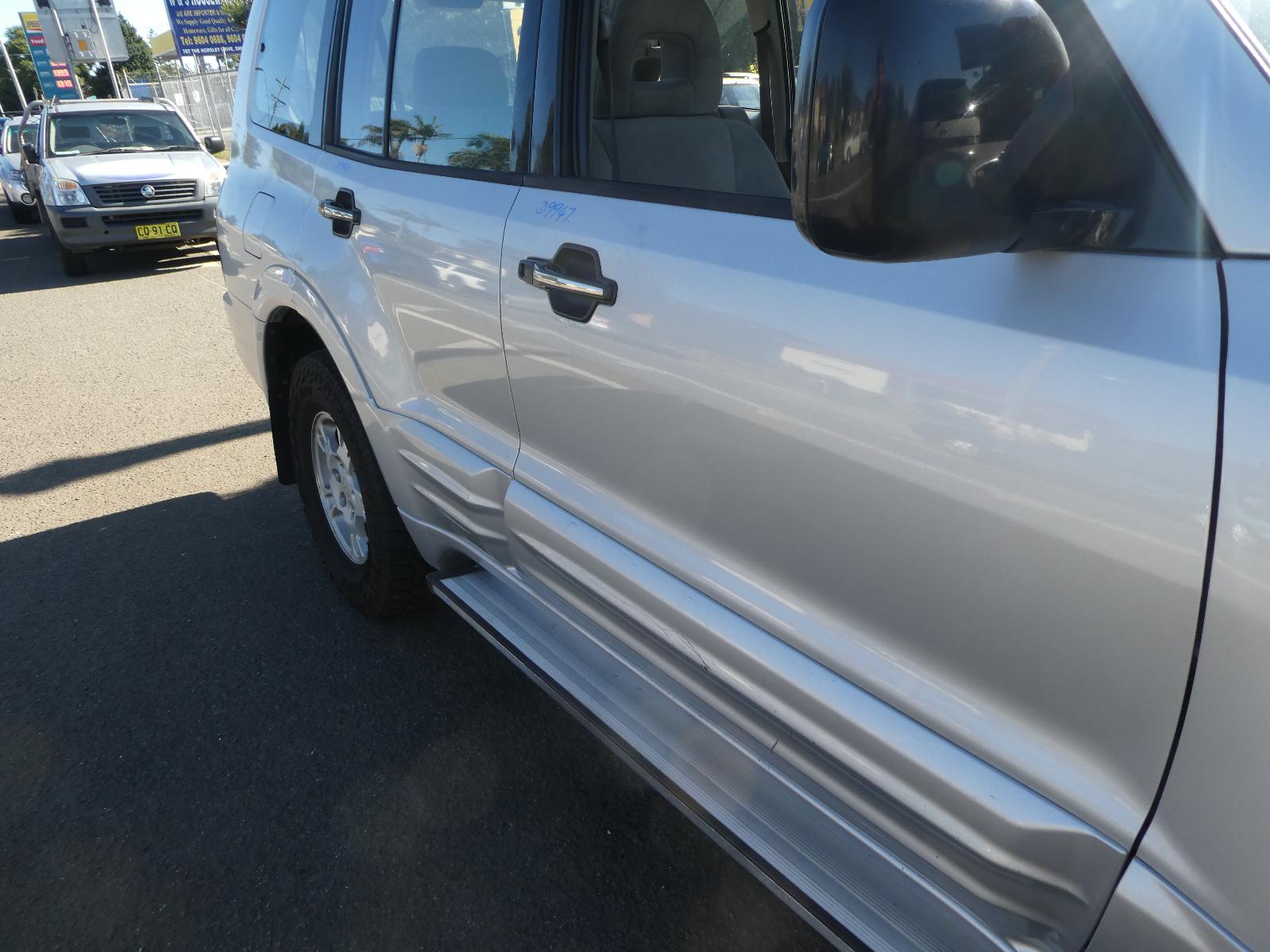 Pwr Dr Wind Switch Pajero Mitsubishi 2002