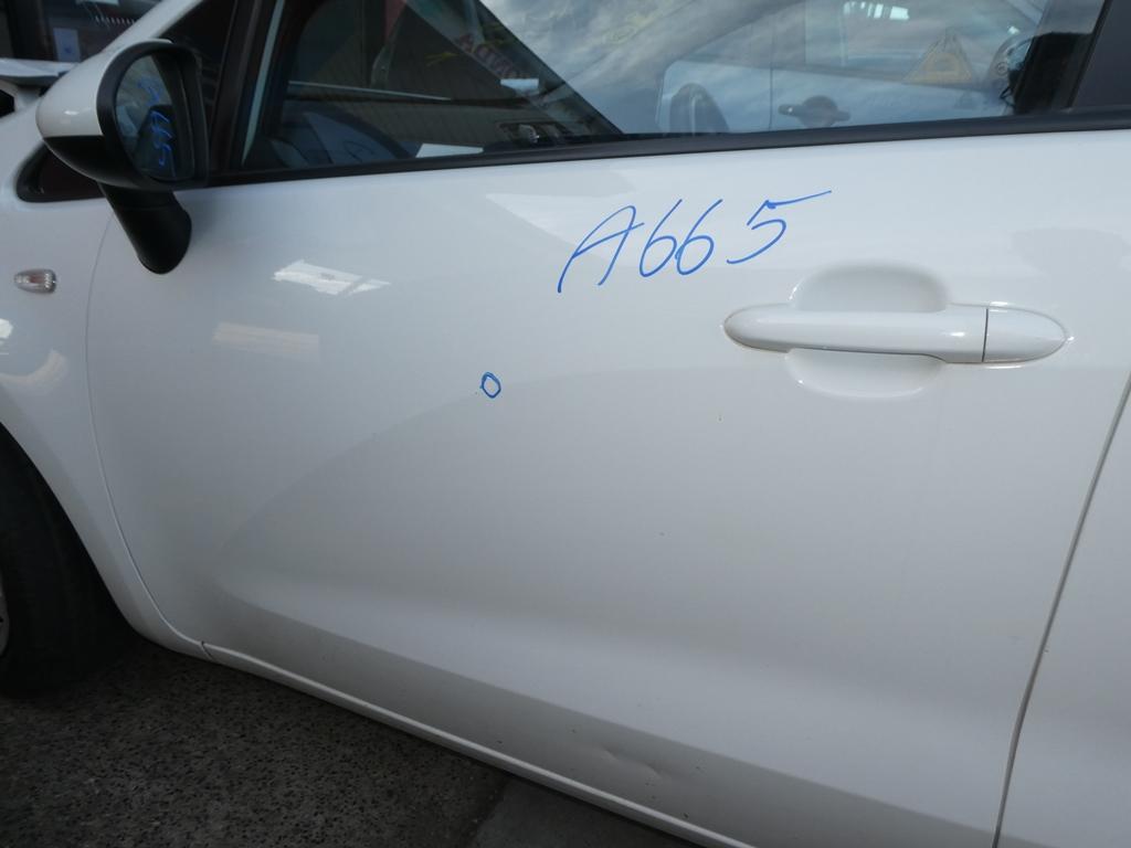 View Auto part Left Rear Door/Sliding Kia Rio 2013