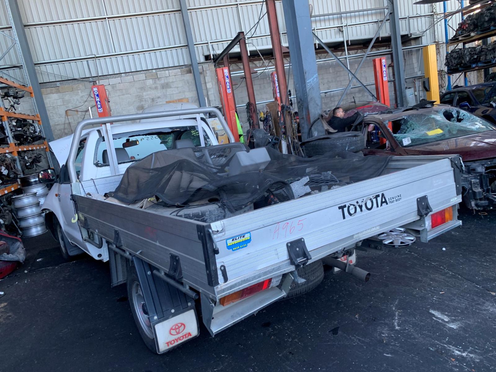 View Auto part Abs Pump/Modulator Toyota Hilux 2013