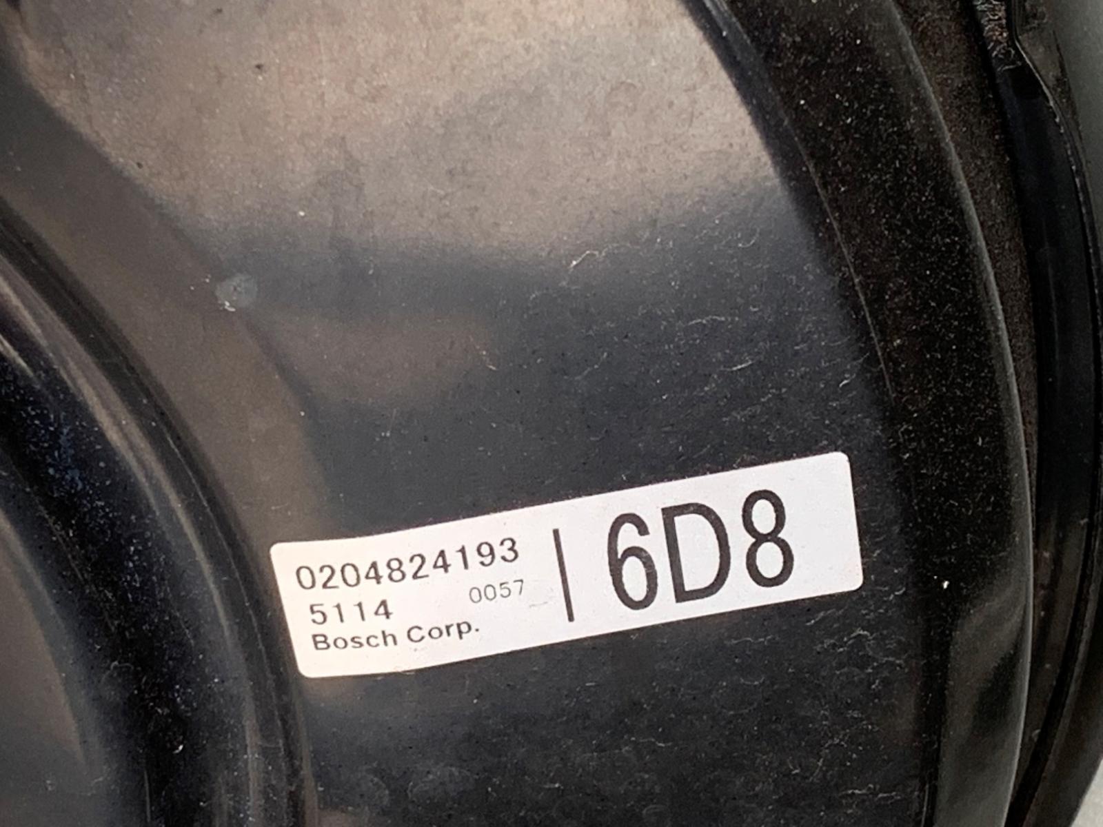 View Auto part Right Rear Door Sliding Toyota Hiace 2015