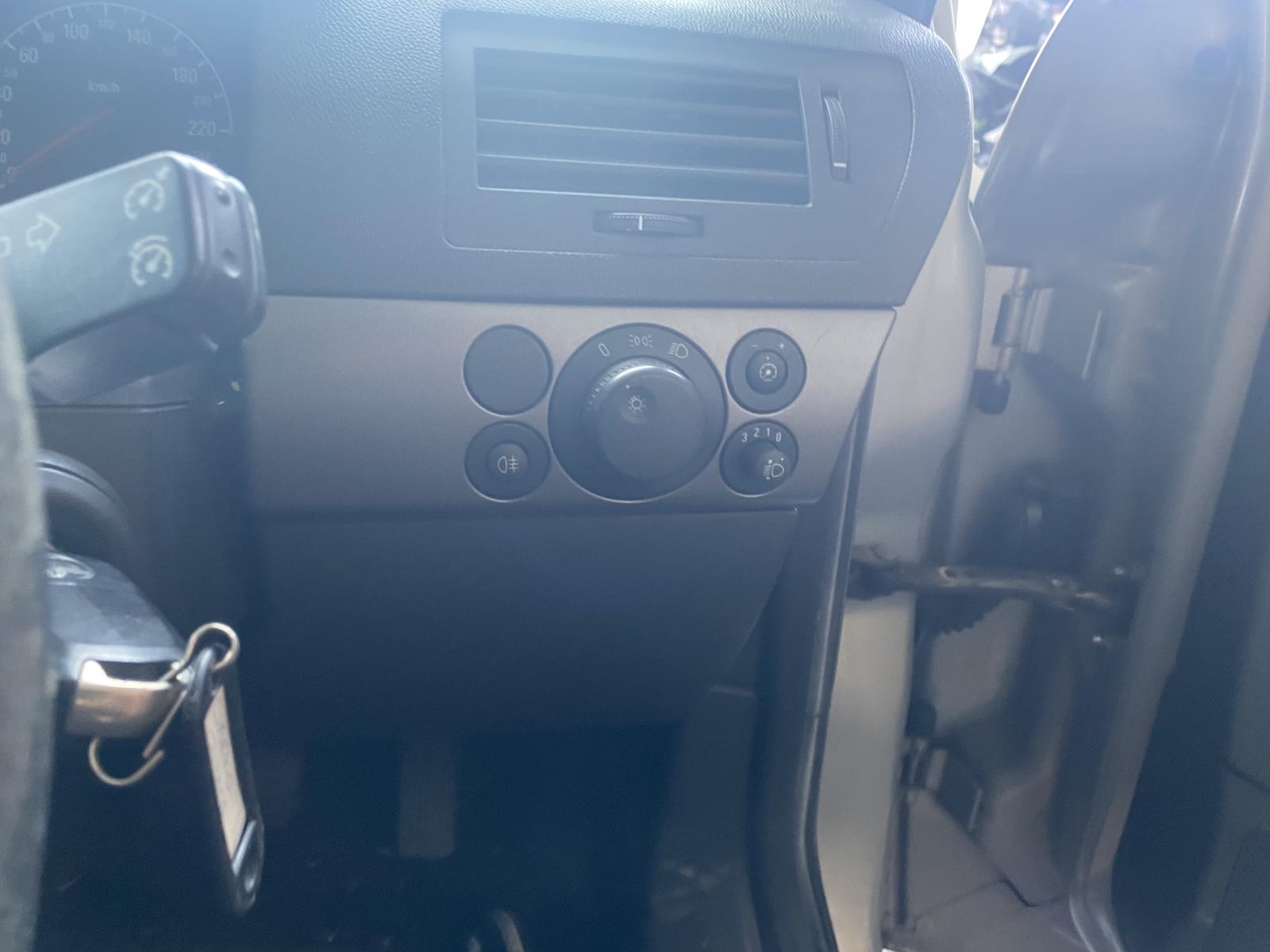 View Auto part Heater Fan Motor Holden Astra 2006
