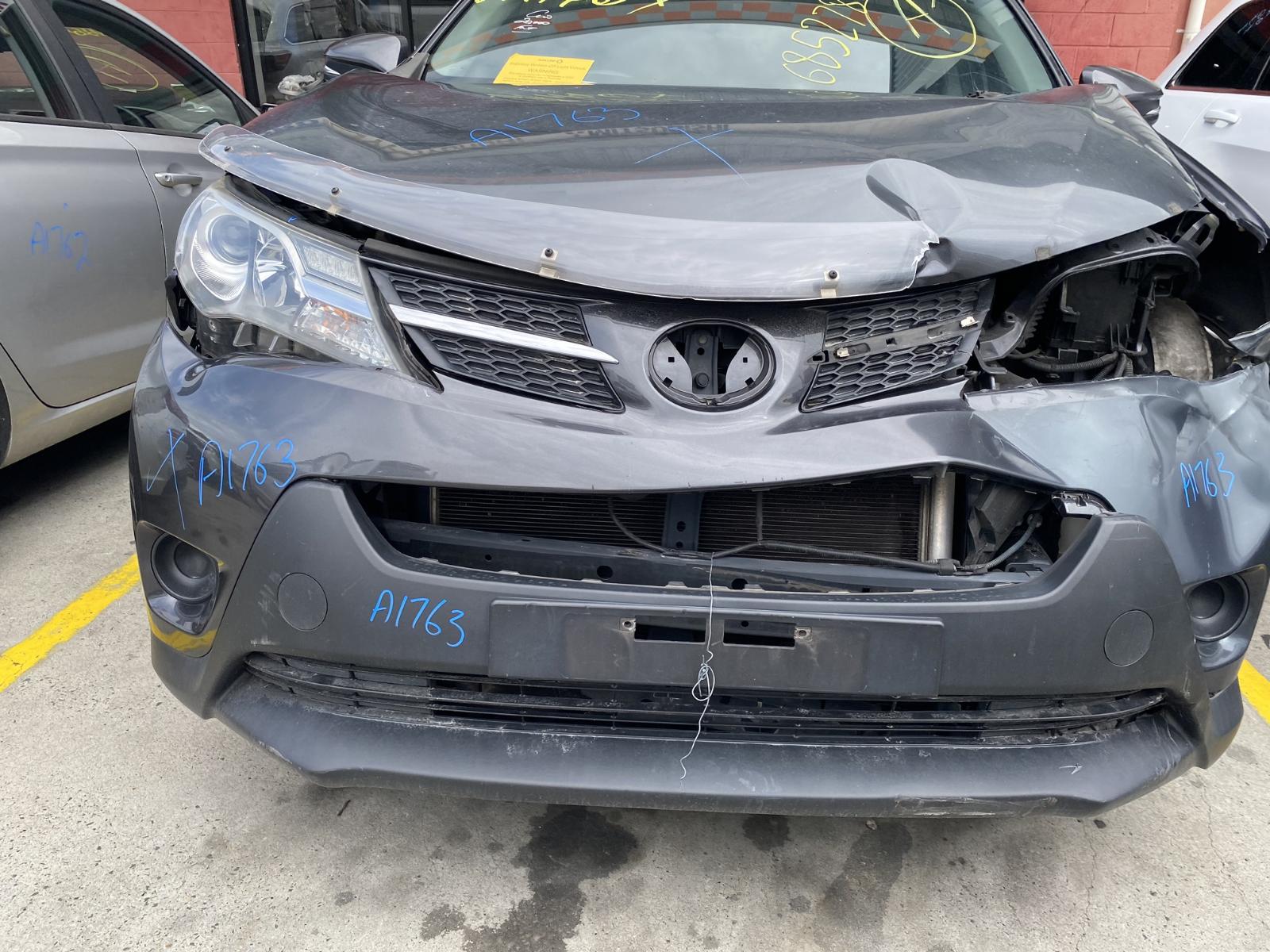 View Auto part Left Front Hub Assembly Toyota Rav4 2014