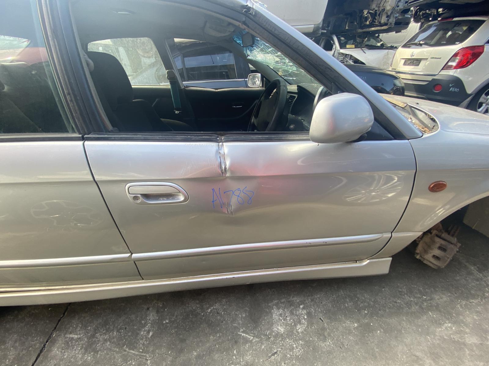 View Auto part Engine Subaru Liberty 2001