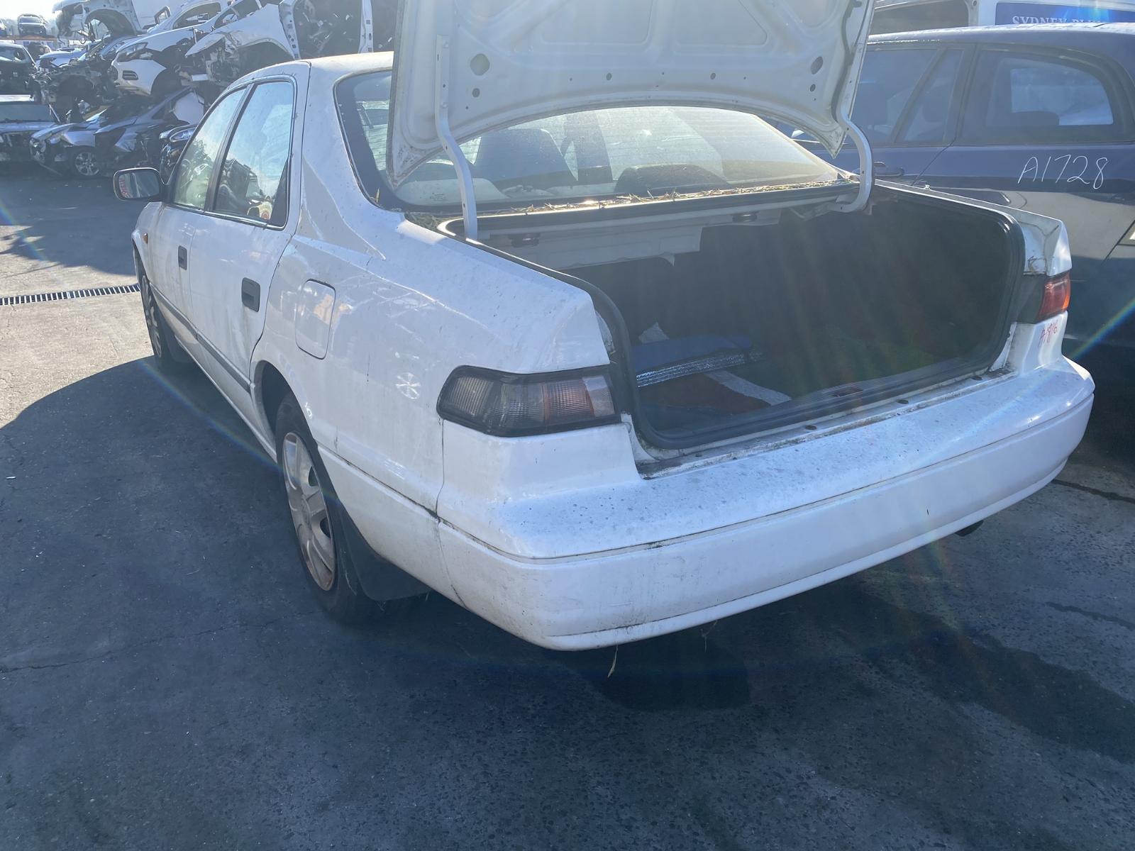 View Auto part Engine Toyota Camry 1998